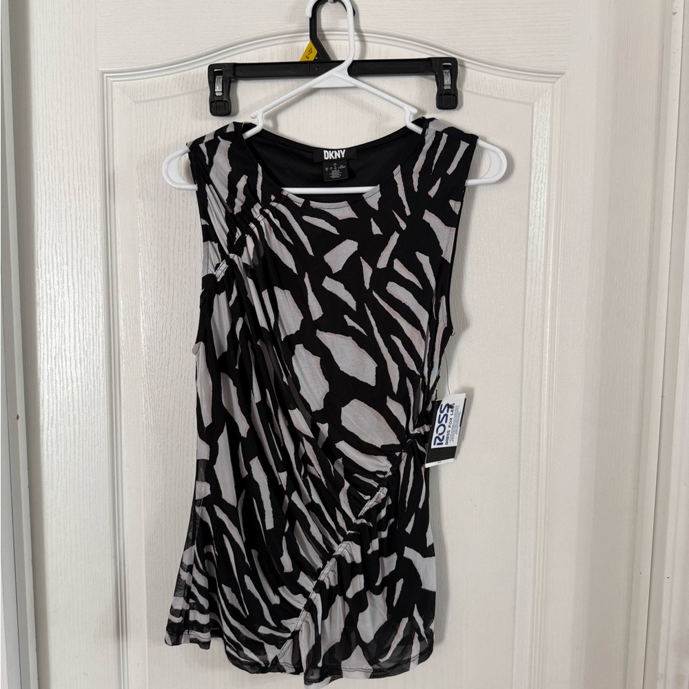 DKNY Women’s Rouched Animal Print Blouse NWT L. MH-222